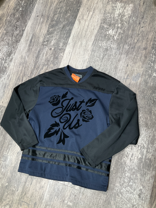 Athletic Top Size Medium