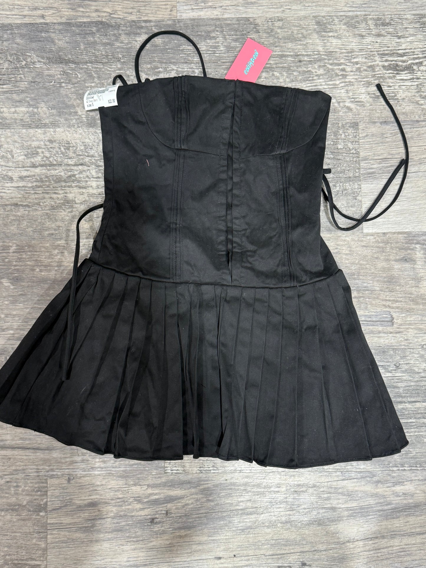 Short dress