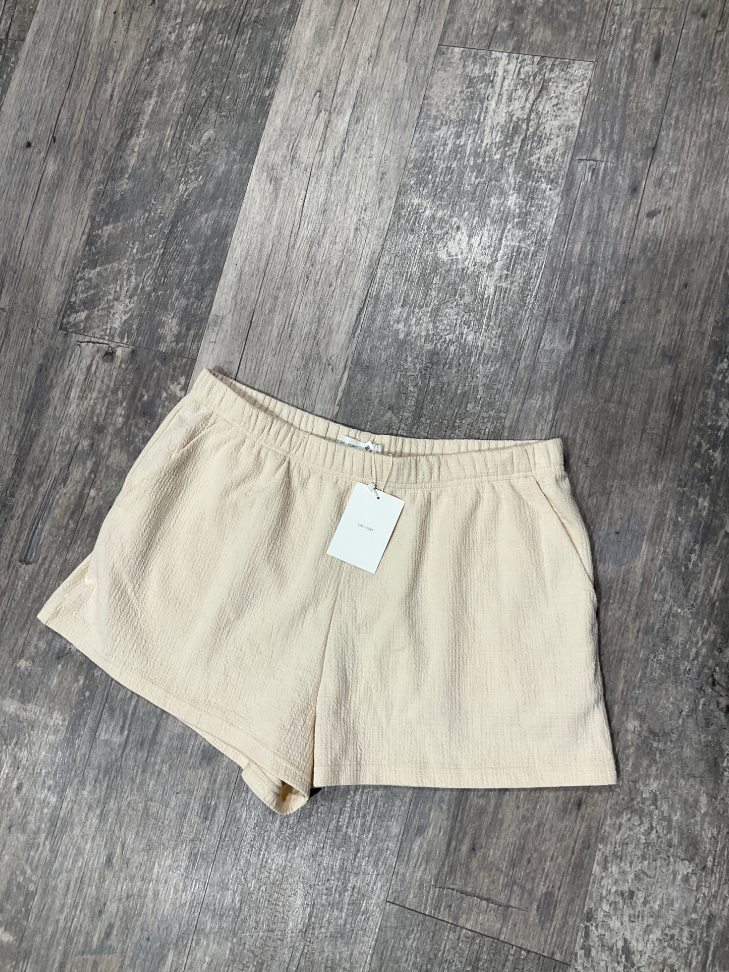 Oak + Fort Shorts Size Large