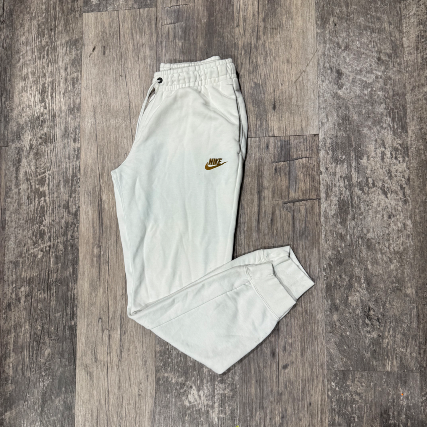 Nike Khakis Size Small