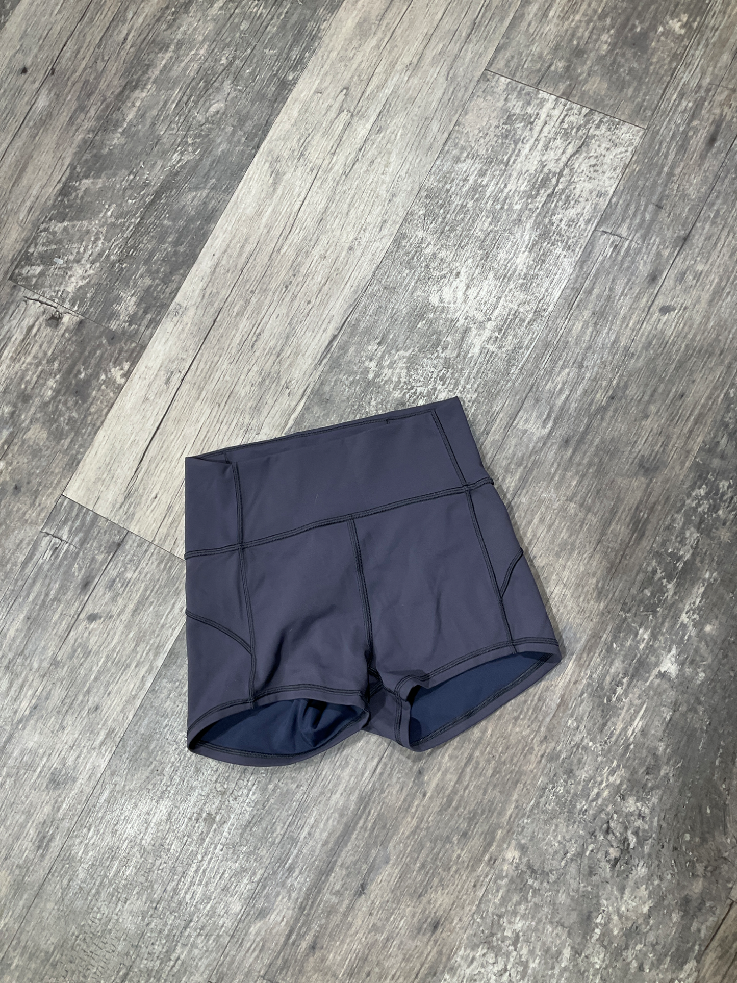 Lululemon Shorts Size 4