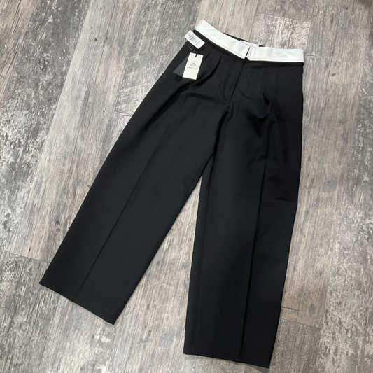 Babaton Khakis Size 1/2 (26)