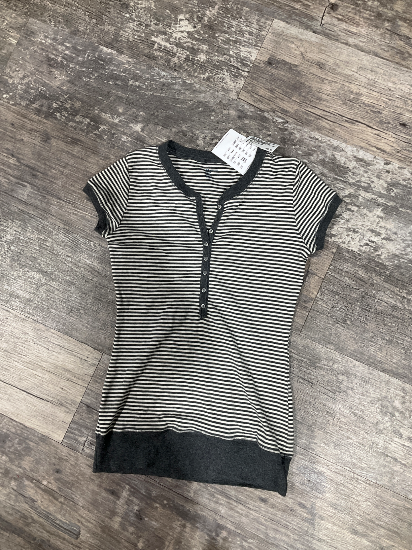 Brandy Melville T-Shirt Size Small
