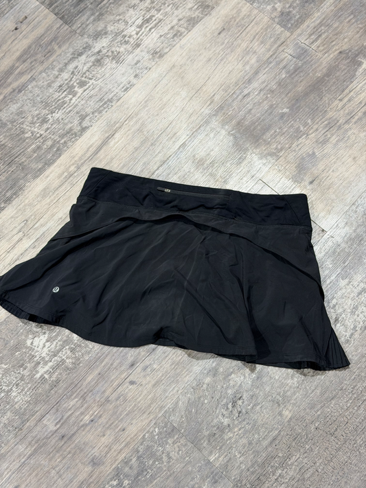 Lulu Lemon Athletic Shorts Size 13/14