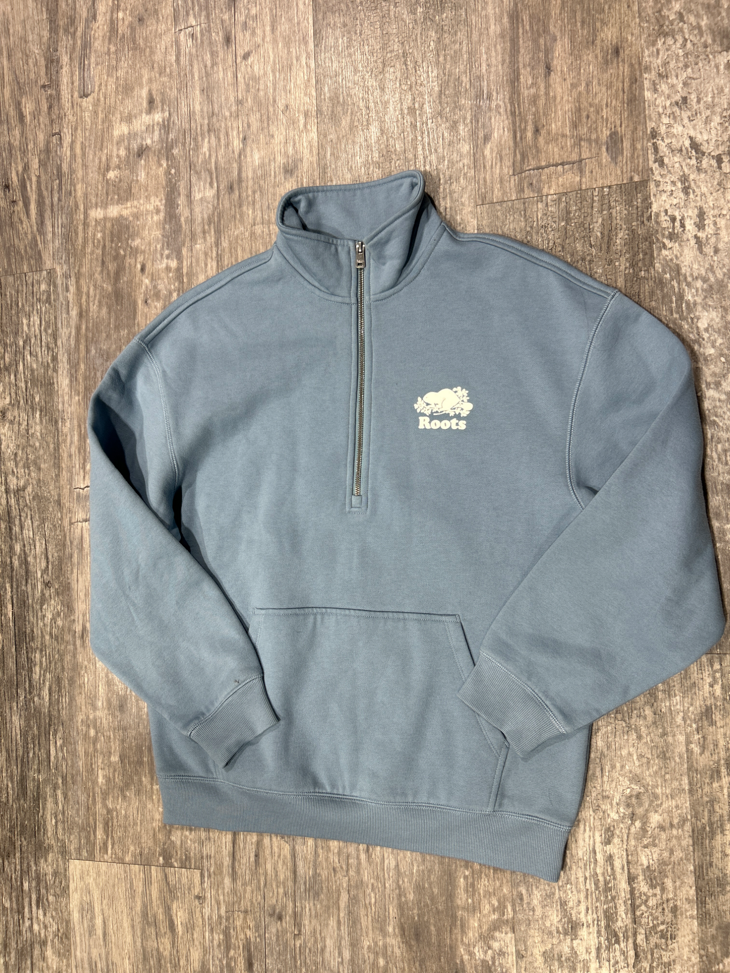 Roots Sweatshirt Size Small