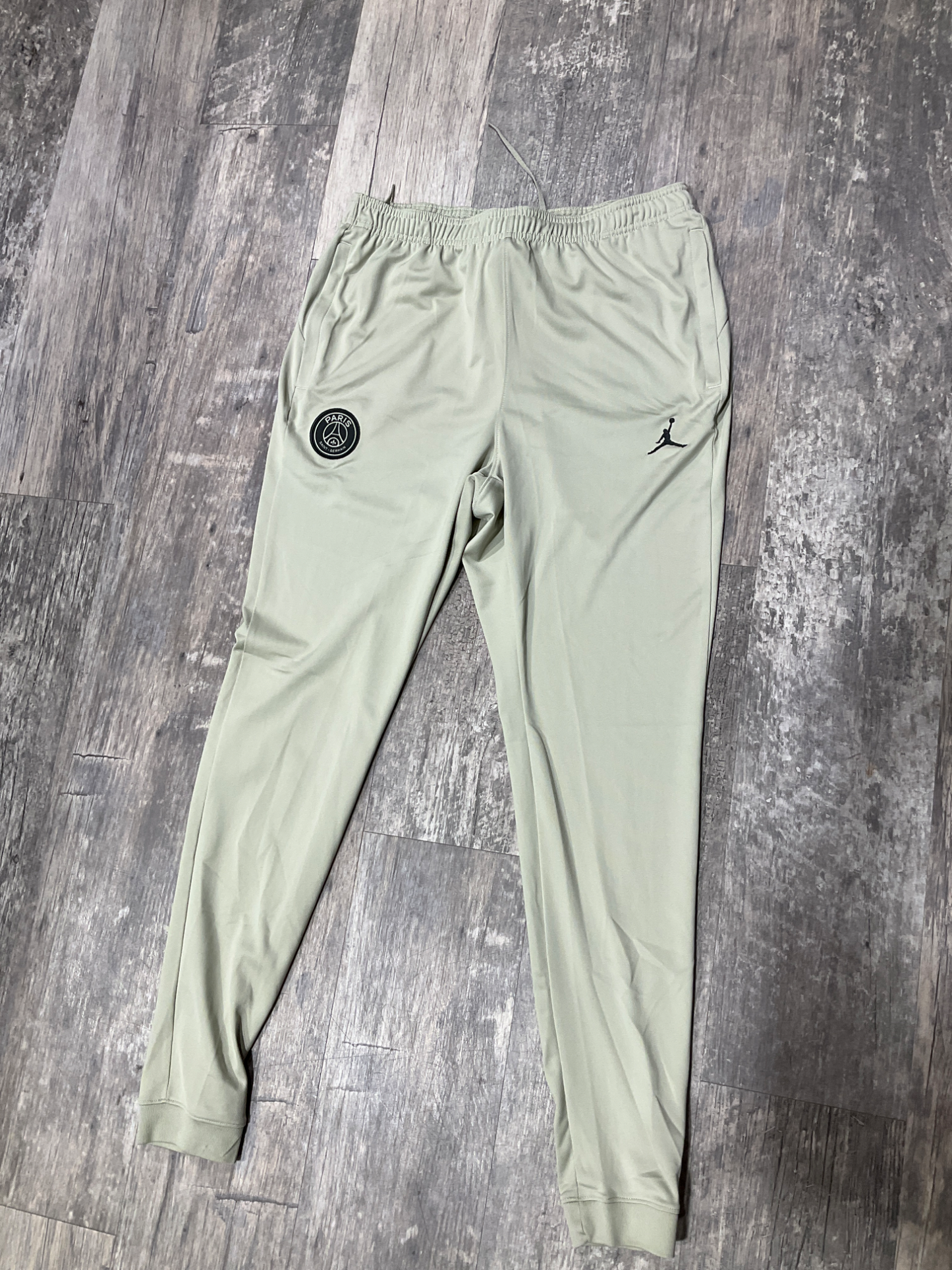 Nike Khakis Size Large
