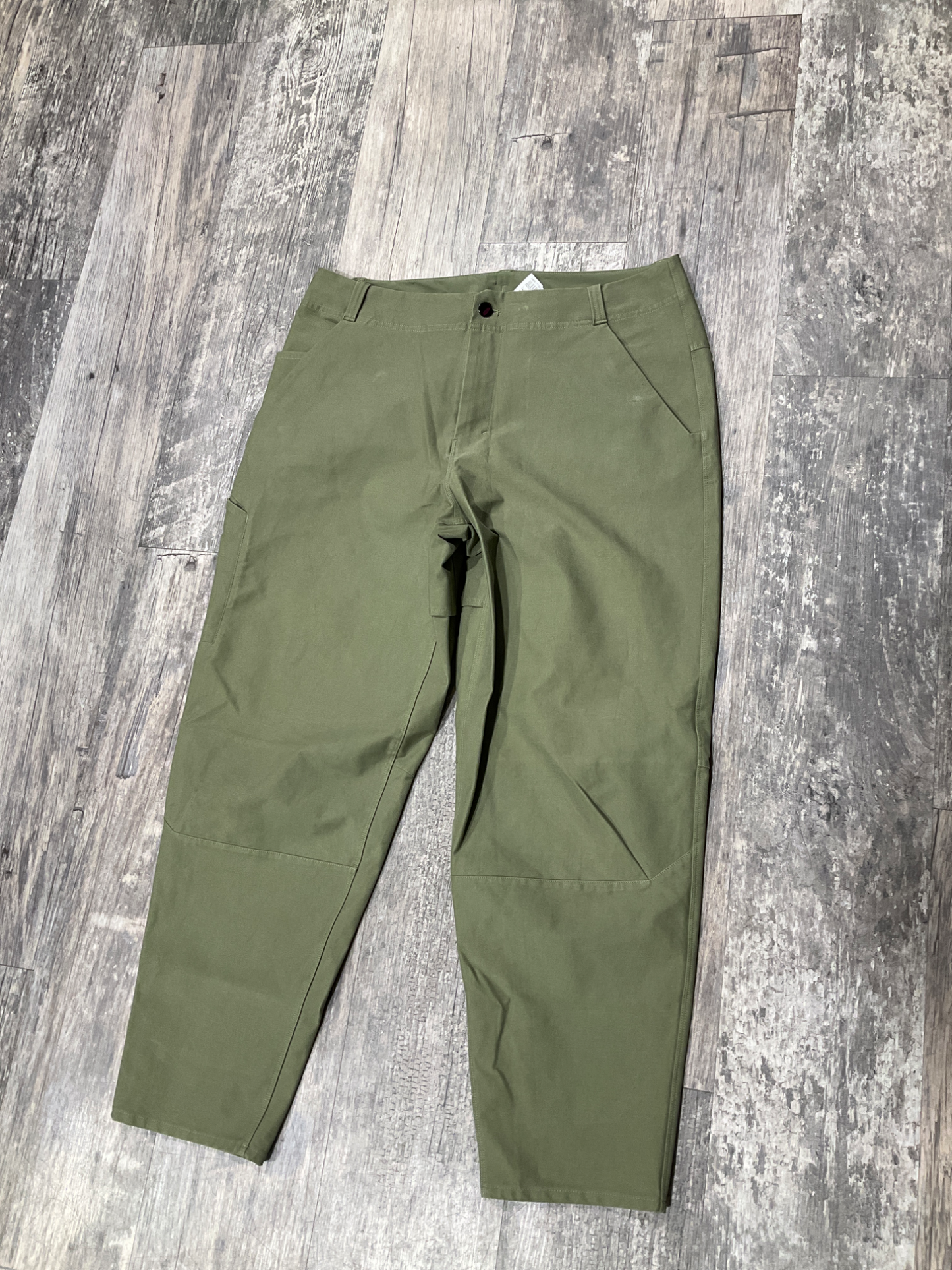 Lulu Lemon Khakis Size 34
