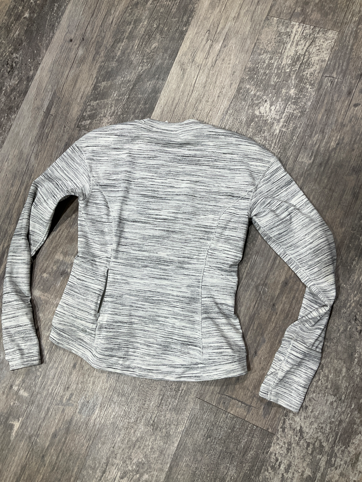 Lulu Lemon Long Sleeve Top Size Medium