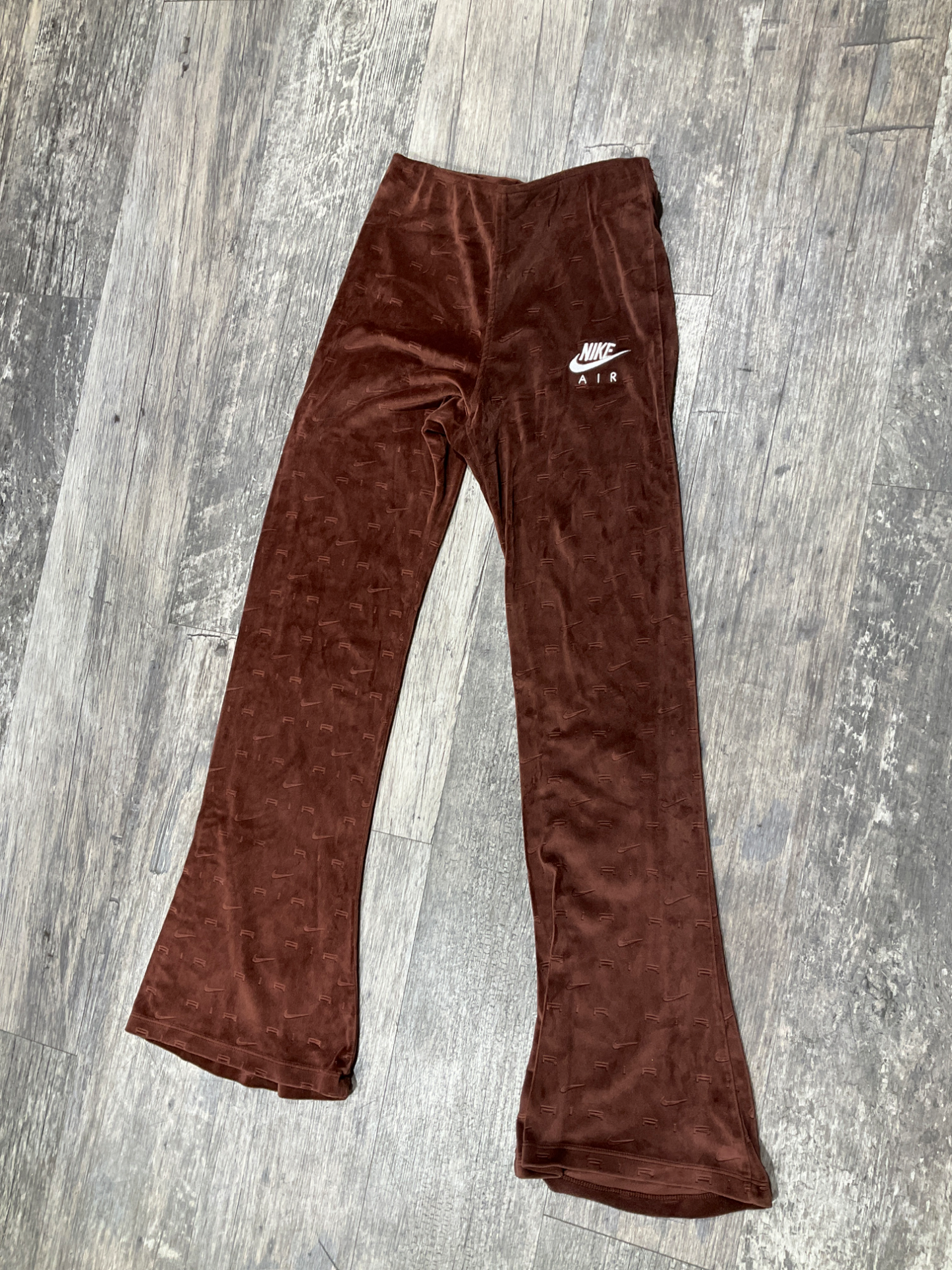 Nike Khakis Size Small