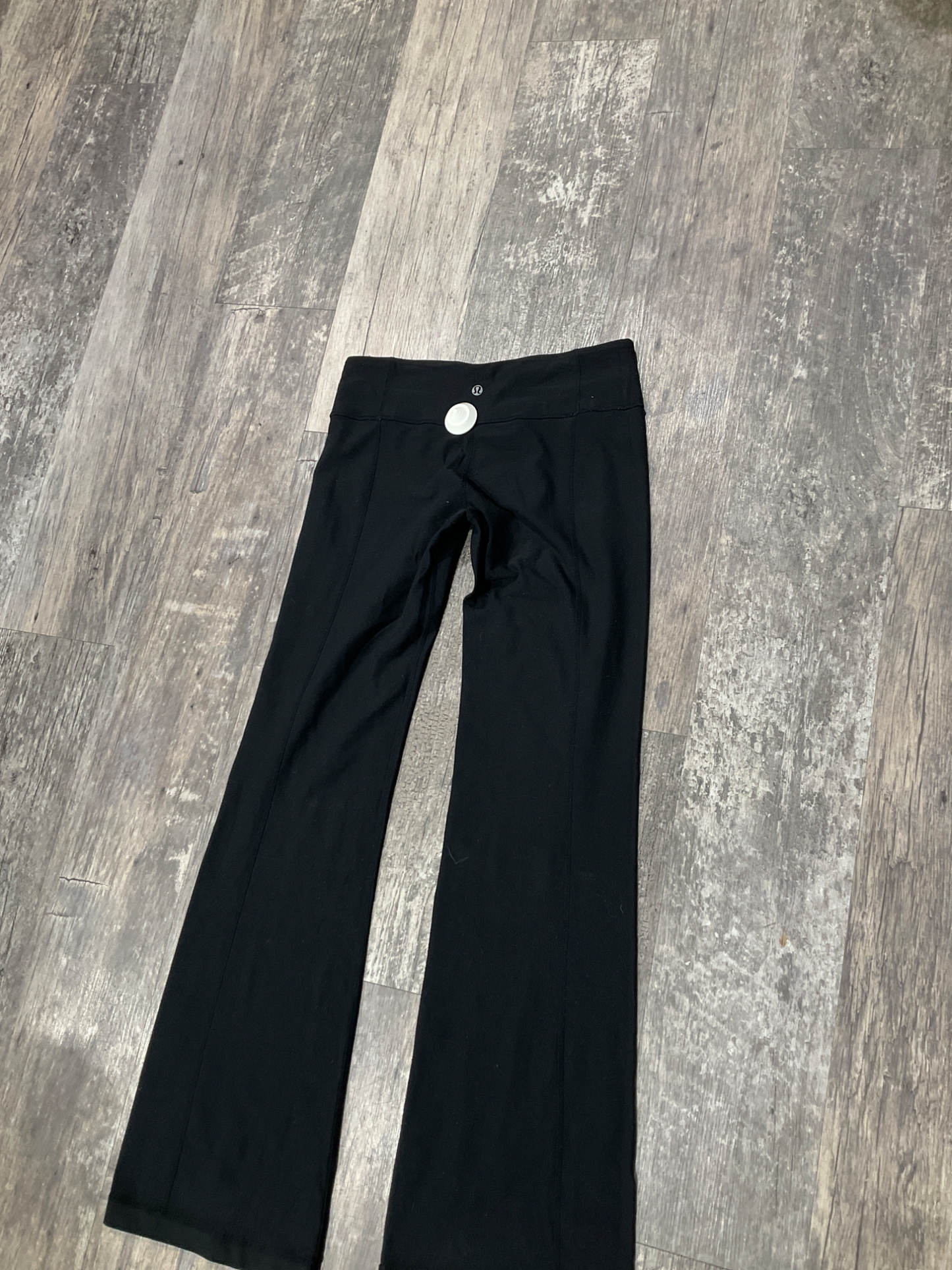 Lululemon Athletic Low Rise Pants Size 8