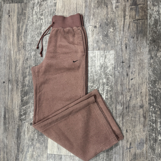 Nike Khakis Size Small