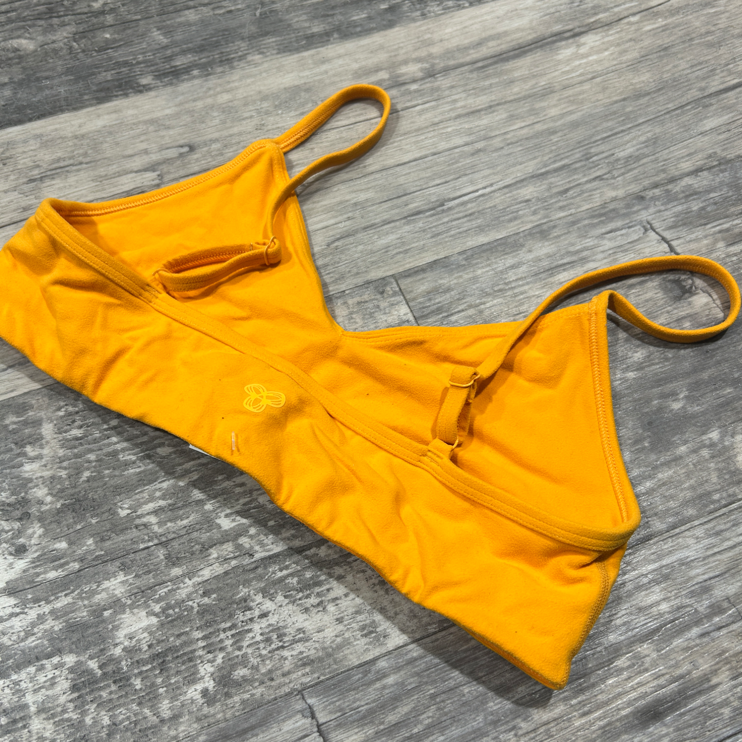 Tna Sports Bra Size Medium