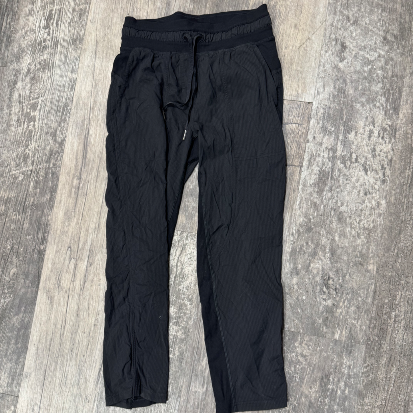 Lululemon Athletic Pants Size 3/4 (27)