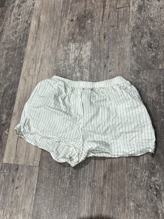 Aritzia Shorts Size Medium