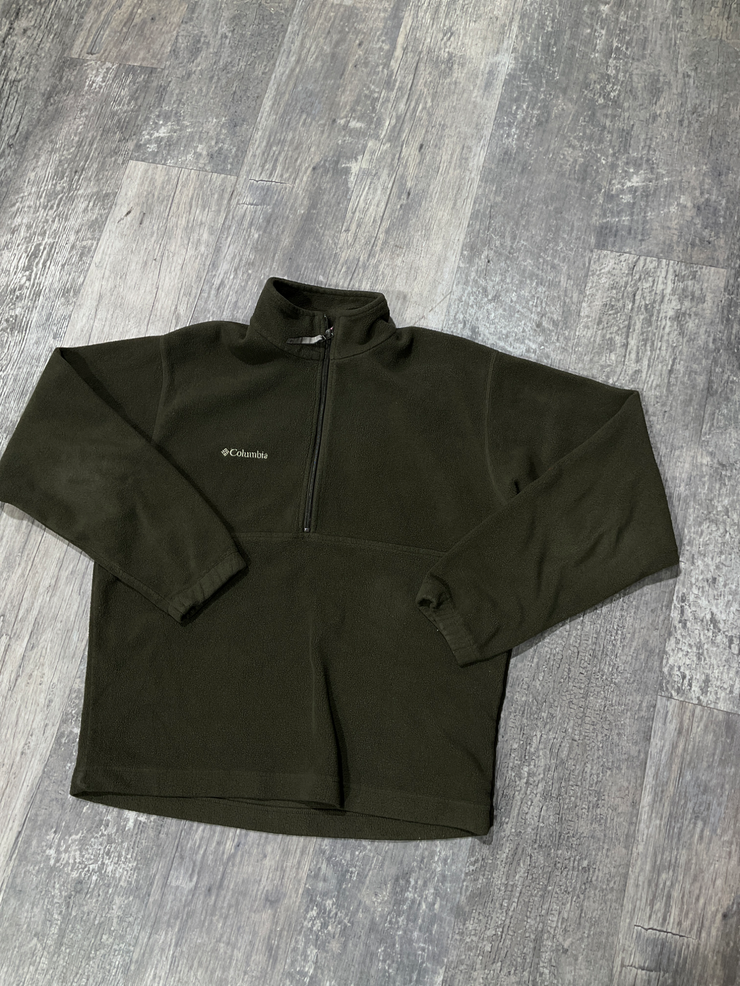 Columbia Sweater Size Medium
