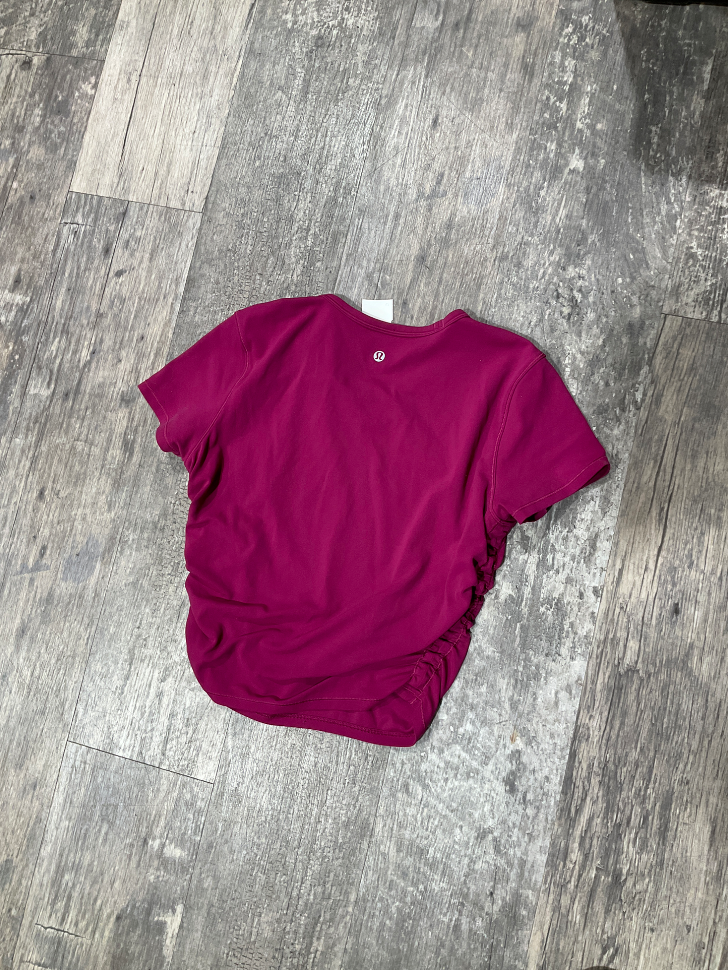 Lululemon T-Shirt Size Medium