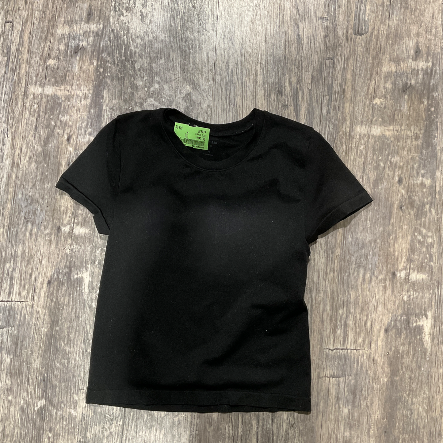 Aritzia Short Sleeve Top Size Medium
