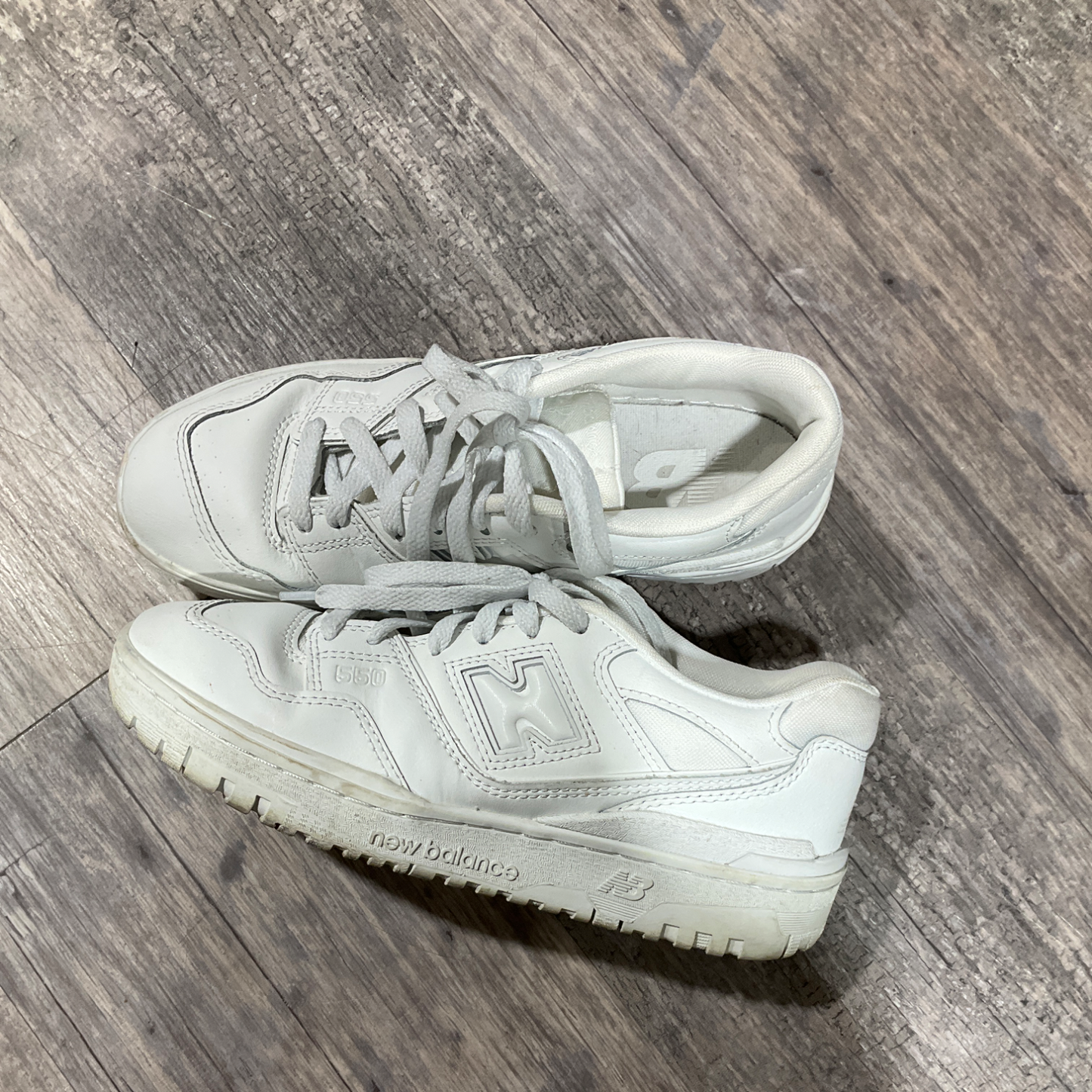 New Balance Casual Shoes Womens 6