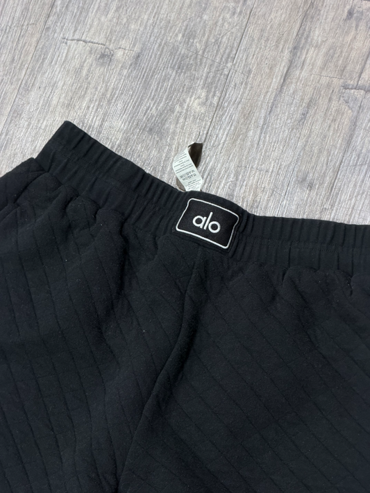 Alo Shorts Size Medium