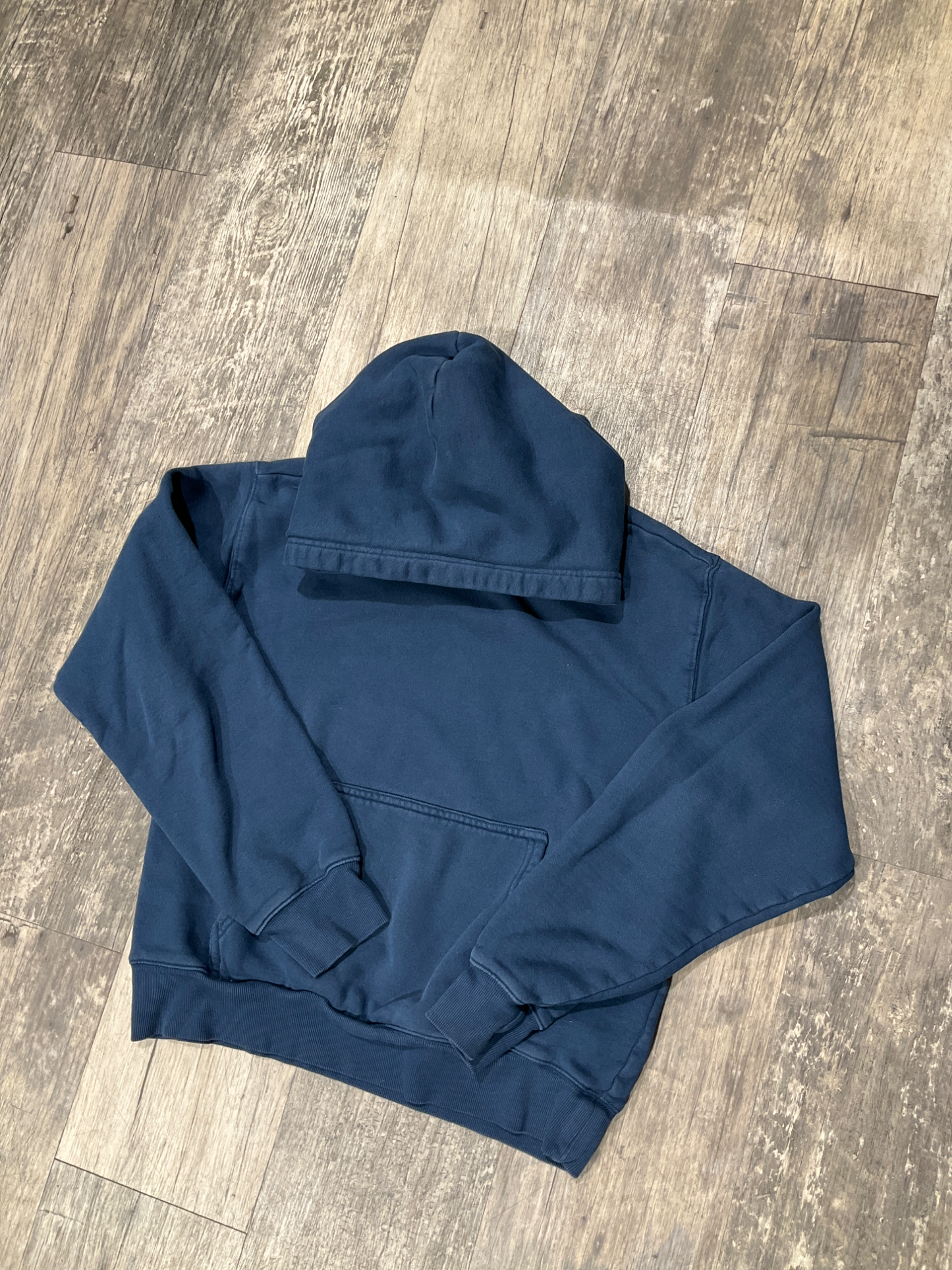 Tna Sweater Size Small