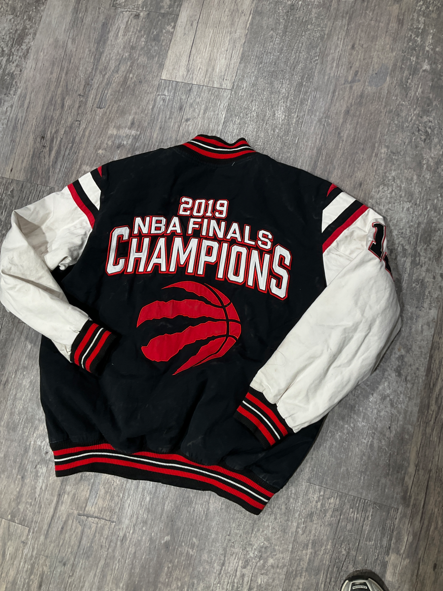 Nba Outerwear Size Extra Large