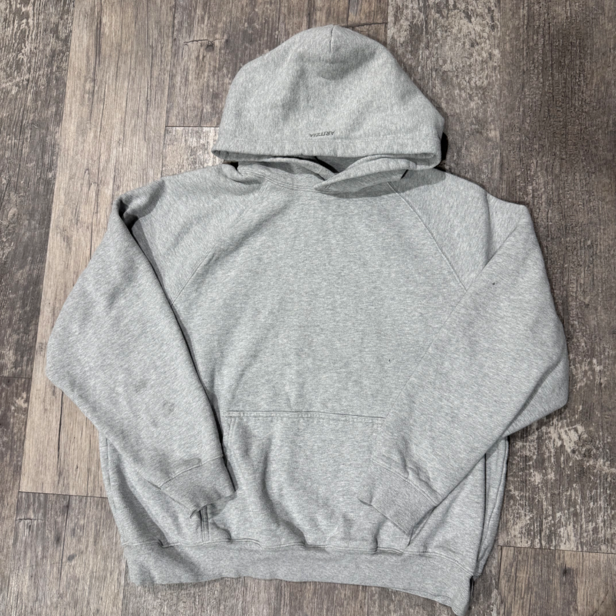 Aritzia Sweatshirt Size Medium