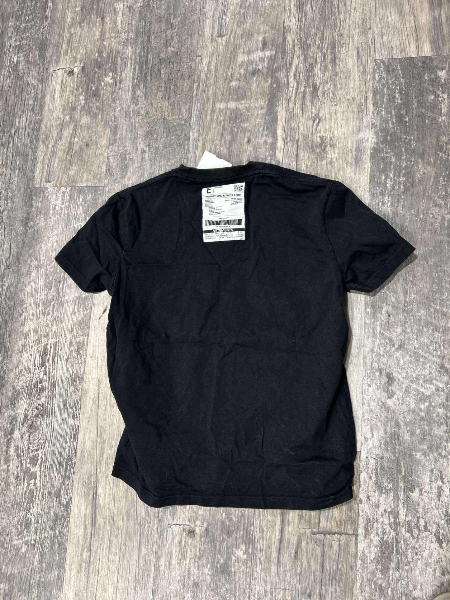 Short Sleeve Top Size Small