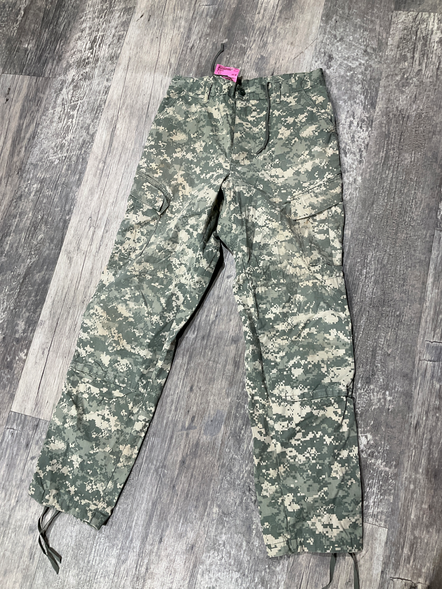 Mondetta Khakis Size Large