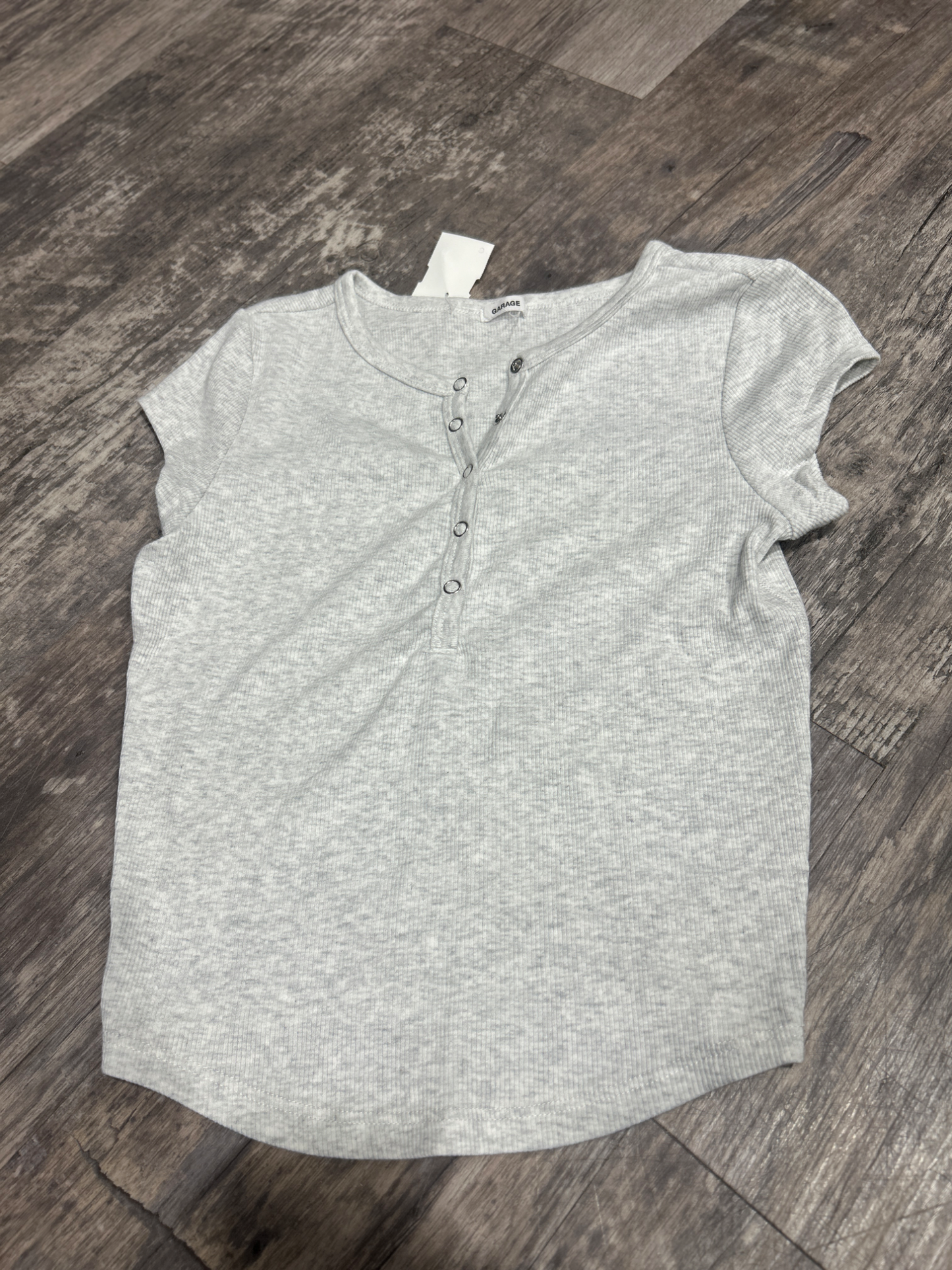 Short Sleeve Top Size Small