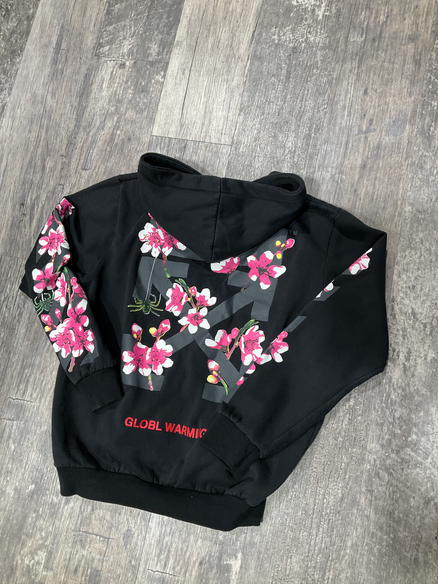 Off White Sweatshirt Size Medium