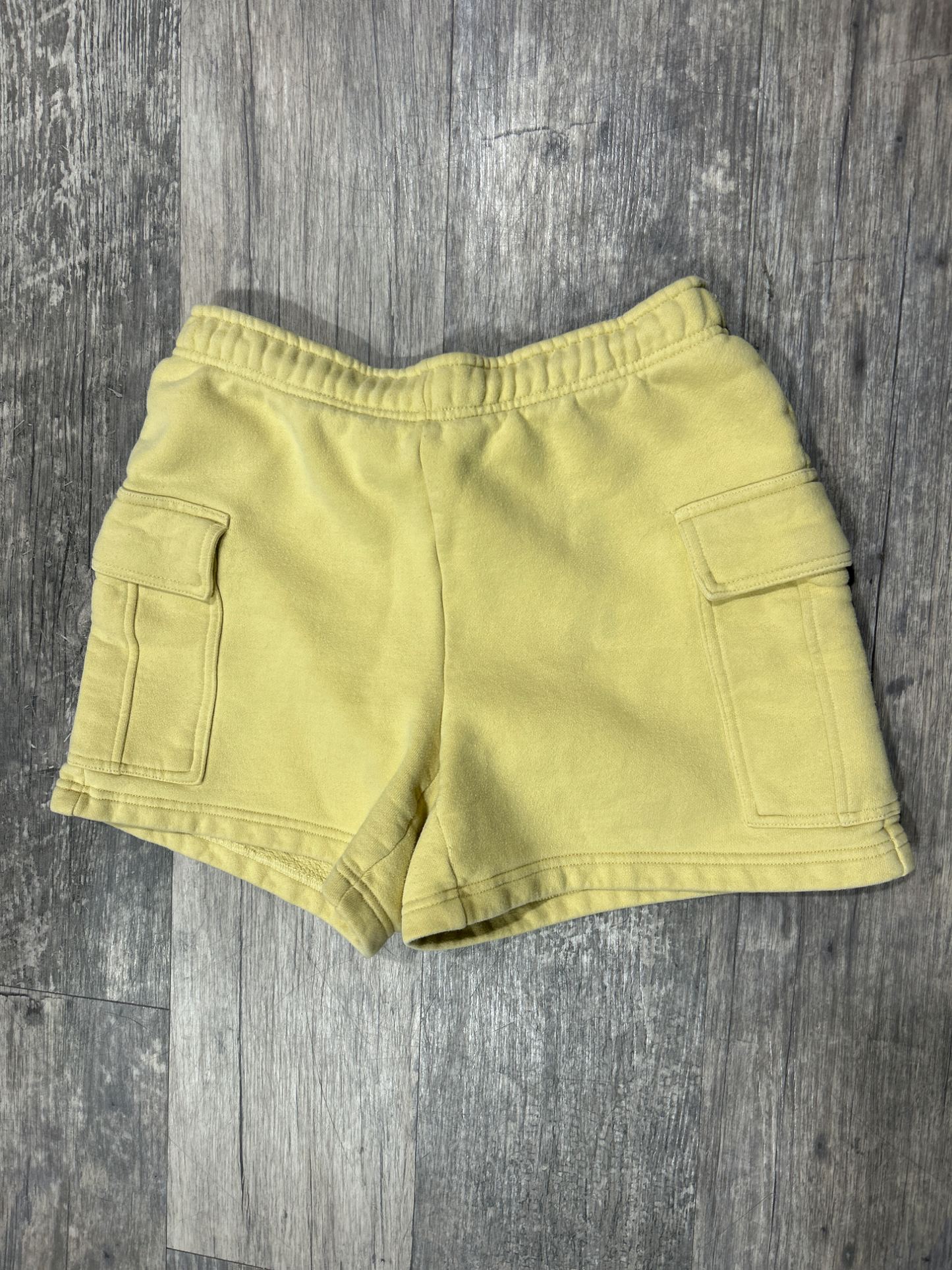 Tna Shorts Size Small